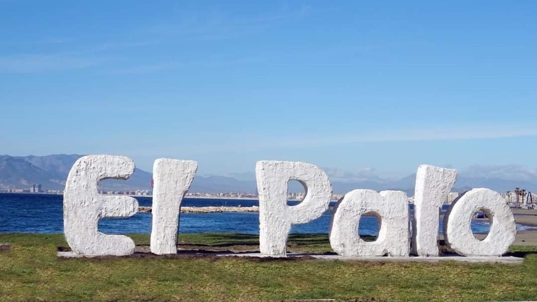 Apartamento Plumaria Malaga Bagian luar foto