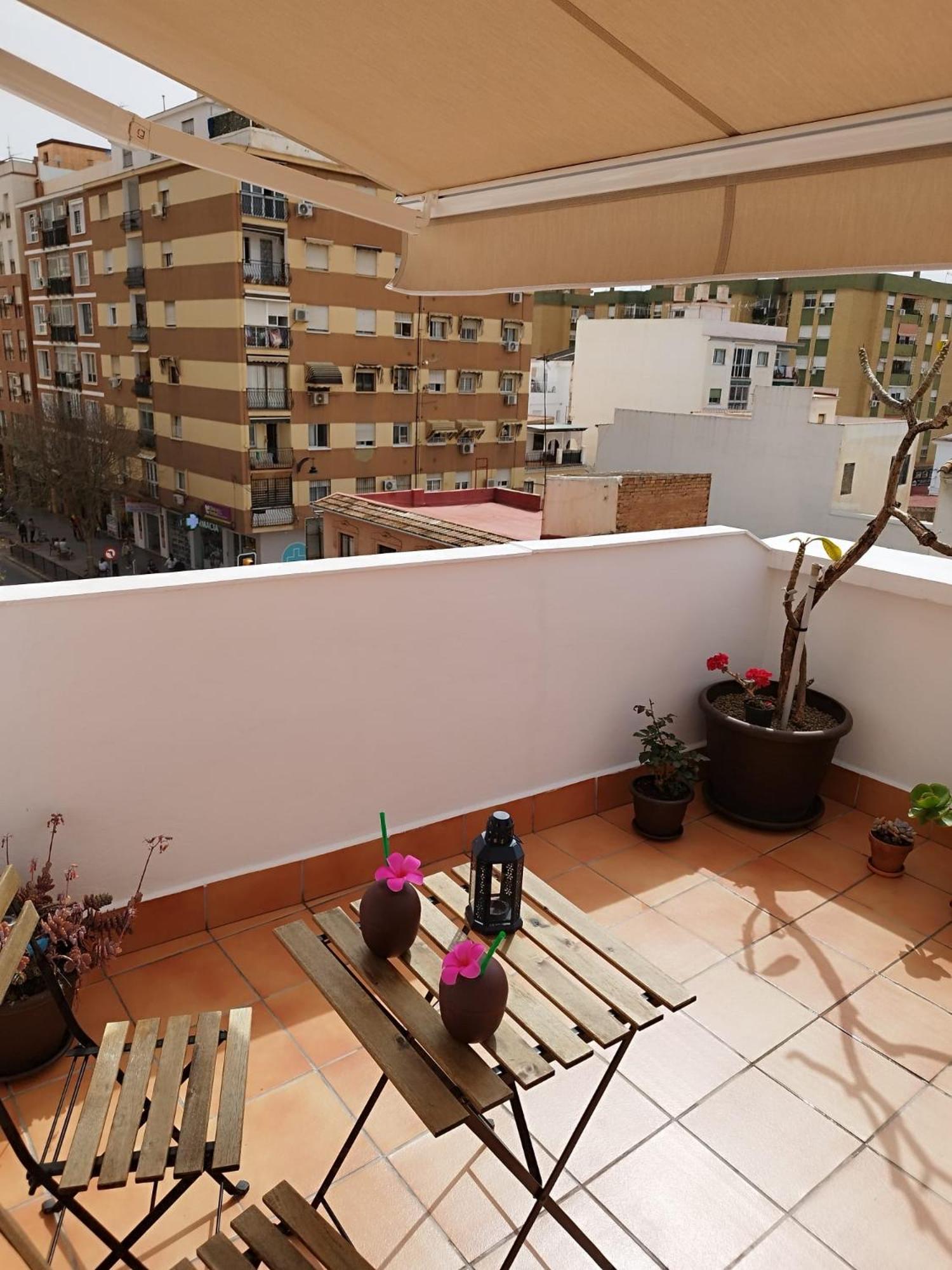 Apartamento Plumaria Malaga Bagian luar foto